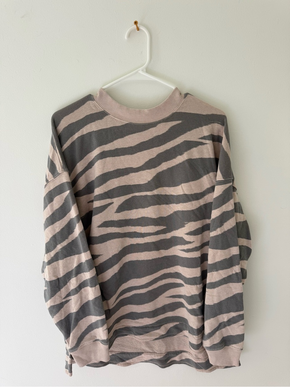American Eagle Zebra Stripe Crewneck Sweatshirt - Pink & Gray